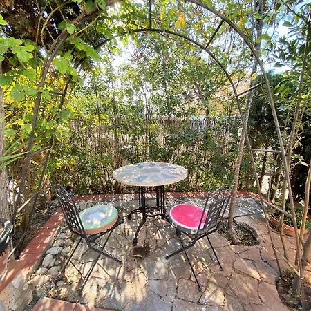 Villa Les Moreres De Sitges, Mediterranean-style Family Escape